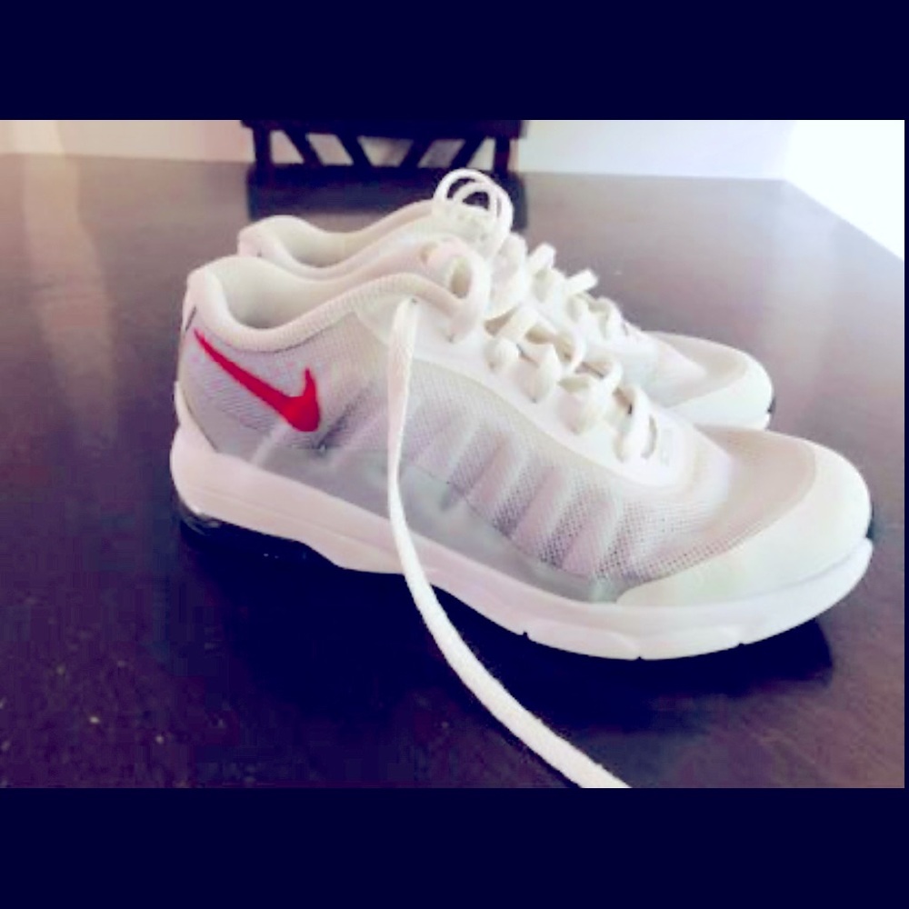 Nike girls shoes size 1